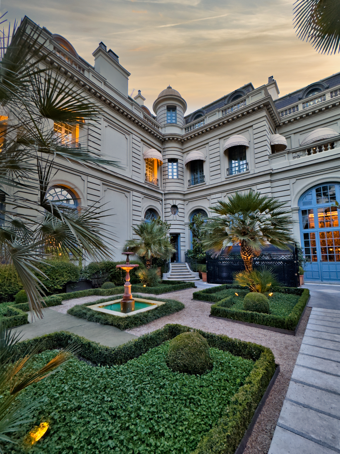 Restaurante La Biblioteca, la joya del Hotel Santo Mauro